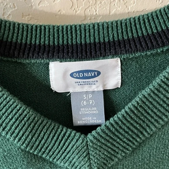 Old Navy V-Neck Sweater Collection Blue and Gray 3 Pack Boy - Picture 6 of 8